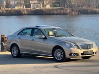 Gebraucht Mercedes E220 Elegance 170 PS (125 kW) 2010 Beige Limousine