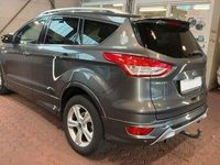 Gebraucht Ford Kuga Individual 150 PS (110 kW) 2016 Grau SUV
