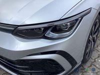 Gebraucht VW Golf VIII R-line 190 PS (139 kW) 2024 Silber / reflexsilber (metallic) Kombi