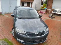 Gebraucht Skoda Rapid 90 PS (66 kW) 2014 Grau Kleinwagen