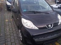 Gebraucht Peugeot 107 68 PS (50 kW) 2009 Schwarz Kleinwagen
