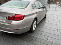 Gebraucht BMW 523 210 PS (154 kW) 2011 Beige Limousine