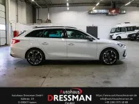 Second-hand Cupra Leon 272 CP (200 kW) 2024 Alb Break