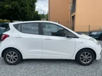 Gebraucht Hyundai i10 69 PS (50 kW) 2014 Weiß Kleinwagen