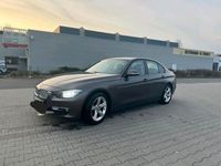 gebraucht BMW 318 seher gut zu stand