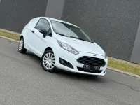 Gebraucht Ford Fiesta 75 PS (55 kW) 2015 Weiß Kleinwagen