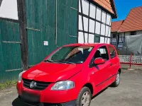 Usata VW Fox 55 CV (40 kW) 2005 Rosso Utilitaria