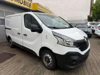 Używany Renault Trafic Komfort 125 KM (91 kW) 2017 Biały Minivan