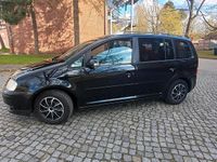 Gebraucht VW Touran 115 PS (84 kW) 2006 Schwarz Van / Kleinbus
