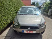 Begagnad Mitsubishi Colt 95 HK (69 kW) 2012 Grå Halvkombi
