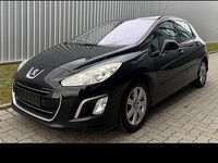 Gebraucht Peugeot 308 112 PS (82 kW) 2013 Schwarz Kleinwagen