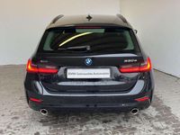 Gebraucht BMW 330e Advantage 292 PS (214 kW) 2022 Schwarz Limousine