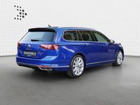 Gebraucht VW Passat R-line 200 PS (147 kW) 2023 Lapiz blue metallic Kombi