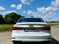 Gebraucht Audi A3 S-Line 150 PS (110 kW) 2018 Weiß Limousine