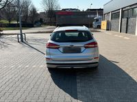 Gebraucht Ford Mondeo Titanium 150 PS (110 kW) 2020 Silber Kombi