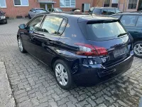 Gebraucht Peugeot 308 Active 110 PS (80 kW) 2019 Encreblau oder dark blu Limousine