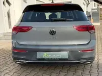 Gebraucht VW Golf VIII 150 PS (110 kW) 2023 Grau Limousine