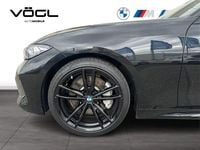 Gebraucht BMW 330 Shadowline 245 PS (180 kW) 2023 Saphirschwarz Kombi