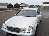 Gebraucht Mercedes C200 Classic 163 PS (119 kW) 2002 Silber Limousine