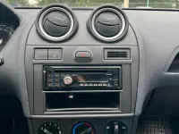 Gebraucht Ford Fiesta 60 PS (44 kW) 2006 Grau Kleinwagen