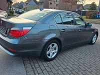 Gebraucht BMW 530 258 PS (189 kW) 2005 Titangrau ii Limousine