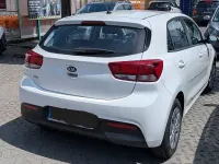 Gebraucht Kia Rio Edition 7 84 PS (61 kW) 2020 Weiß Limousine