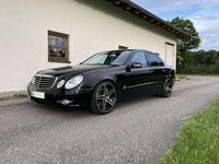 Gebraucht Mercedes E500 Avantgarde 387 PS (284 kW) 2007 Schwarz Limousine