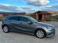 Gebraucht Mercedes A180 122 PS (89 kW) 2013 Silber Kleinwagen