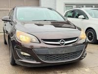 Gebraucht Opel Astra 101 PS (74 kW) 2012 Braun Limousine