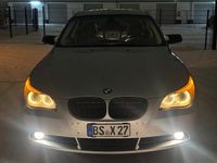Gebraucht BMW 530 218 PS (160 kW) 2003 Silber Limousine