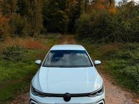 Gebraucht VW Golf VIII GTI 245 PS (180 kW) 2022 Weiß Limousine
