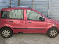 Gebraucht Fiat Panda Dynamic 60 PS (44 kW) 2010 Colore esterno (magenta (vr70 Kleinwagen