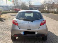 Używany Mazda 2 Center-Line 84 KM (61 kW) 2012 Szary Hatchback