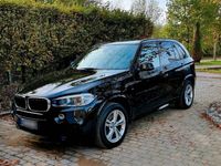 gebraucht BMW X5 xDrive30d M-Paket Vollausstattung nur 1 Vorbes.