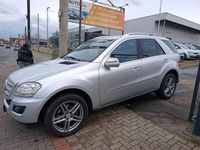 Gebraucht Mercedes ML320 224 PS (164 kW) 2008 Silber SUV