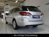 gebraucht Opel Astra 1.6 TDCi ST Automatik Business Navi/Ass