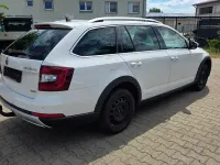 Gebraucht Skoda Octavia Scout 4x4 184 PS (135 kW) 2019 Weiß Kombi