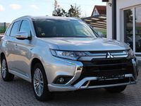 Gebraucht Mitsubishi Outlander P-HEV Basis 224 PS (164 kW) 2021 Silber SUV