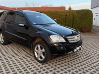 Gebraucht Mercedes ML280 190 PS (139 kW) 2008 Schwarz SUV