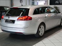Gebraucht Opel Insignia Innovation 160 PS (117 kW) 2011 Silber Kombi