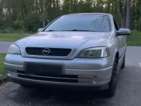 Używany Opel Astra 101 KM (74 kW) 2002 Srebrny Sedan/Limuzyna