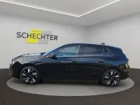 Gebraucht Opel Astra Elegance 131 PS (96 kW) 2022 Karbon schwarz metallic (metallic) Kleinwagen