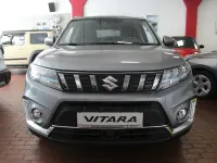 Gebraucht Suzuki Vitara Comfort 116 PS (85 kW) 2024 Grau SUV