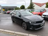 Gebraucht Opel Astra 131 PS (96 kW) 2023 Schwarz Kleinwagen