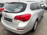 Gebraucht Opel Astra Design Edition 140 PS (102 kW) 2011 Silber Kombi