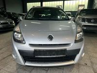 Gebraucht Renault Clio II Dynamique 75 PS (55 kW) 2011 Silber Limousine