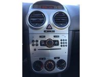 Gebraucht Opel Corsa Selection 69 PS (50 kW) 2011 Weiß Limousine