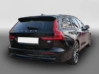 Gebraucht Volvo V60 Plus 455 PS (334 kW) 2022 Schwarz Kombi