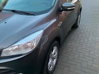 Gebraucht Ford Kuga Trend 150 PS (110 kW) 2014 Grau SUV