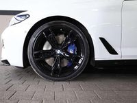 Gebraucht BMW 550 462 PS (339 kW) 2019 Alpinweiß iii (300) Limousine